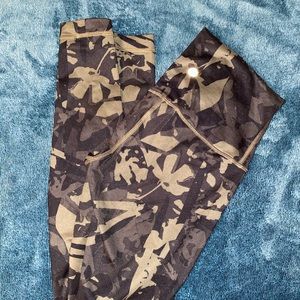 Lulu Lemon Camoflauge Wunder Under leggings